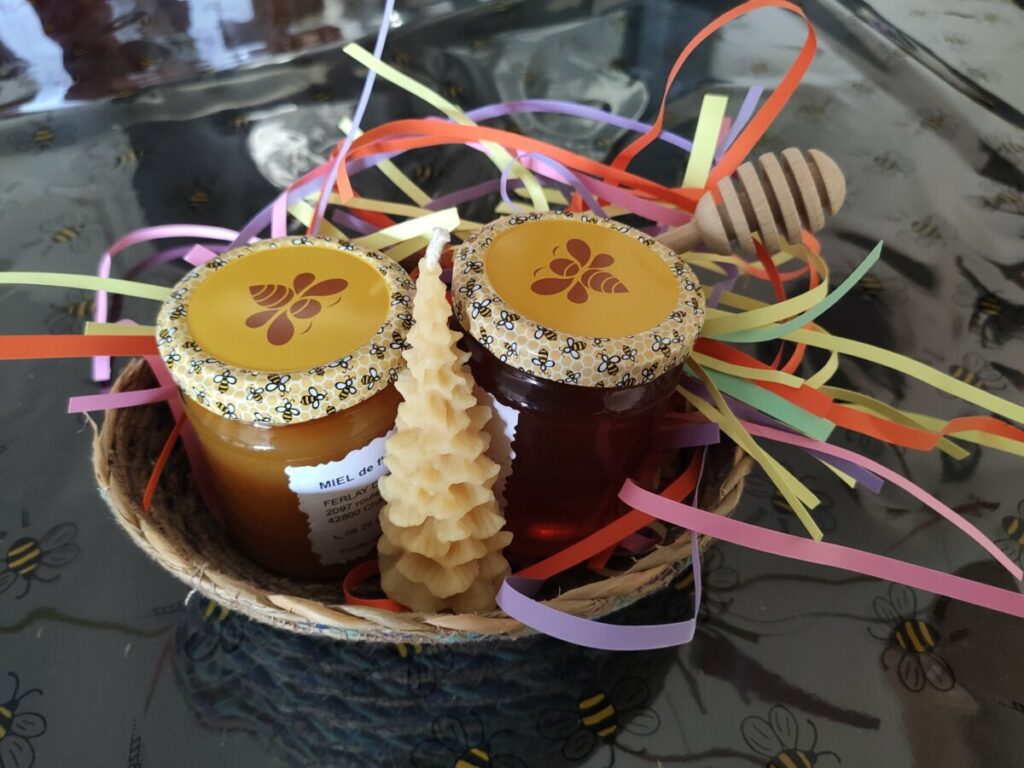 Duo de miels avec bougie sapin en cire d'abeille, idée cadeau de Noël, Rucher du Pillier Châteauneuf Loire 42